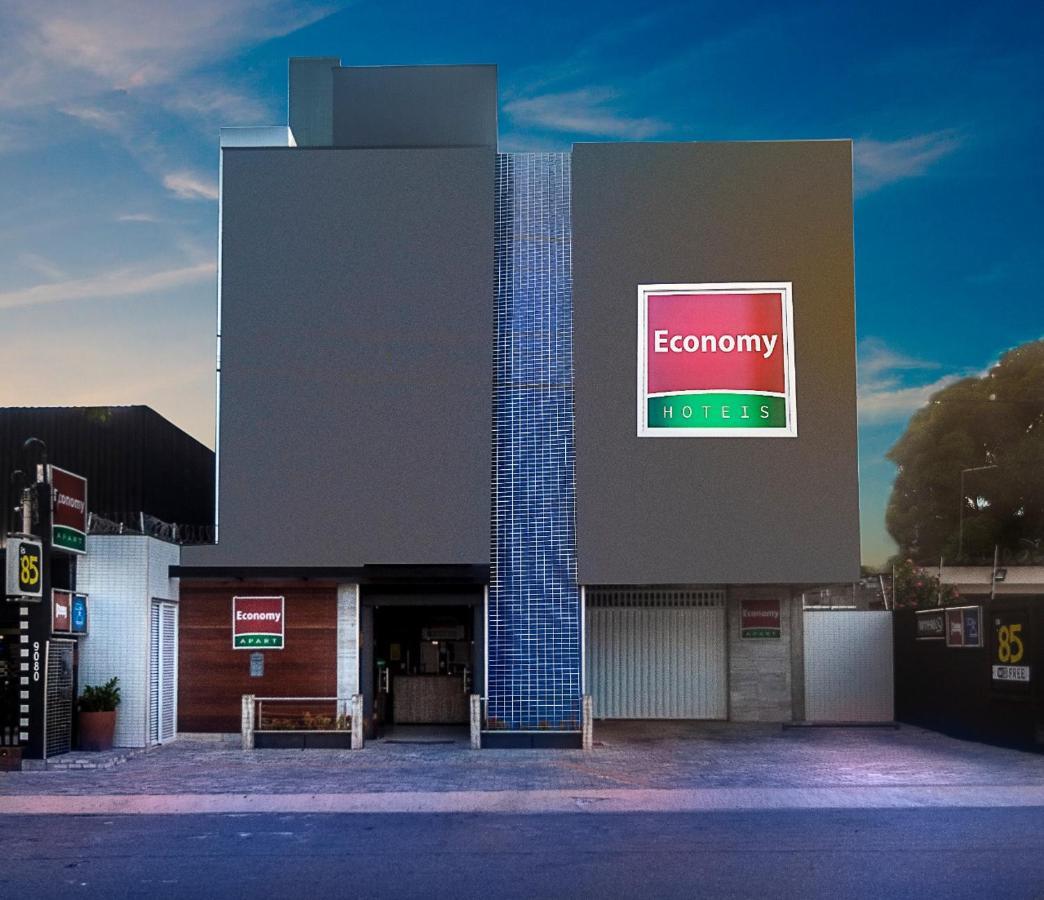 Economy Apart Natal Bagian luar foto