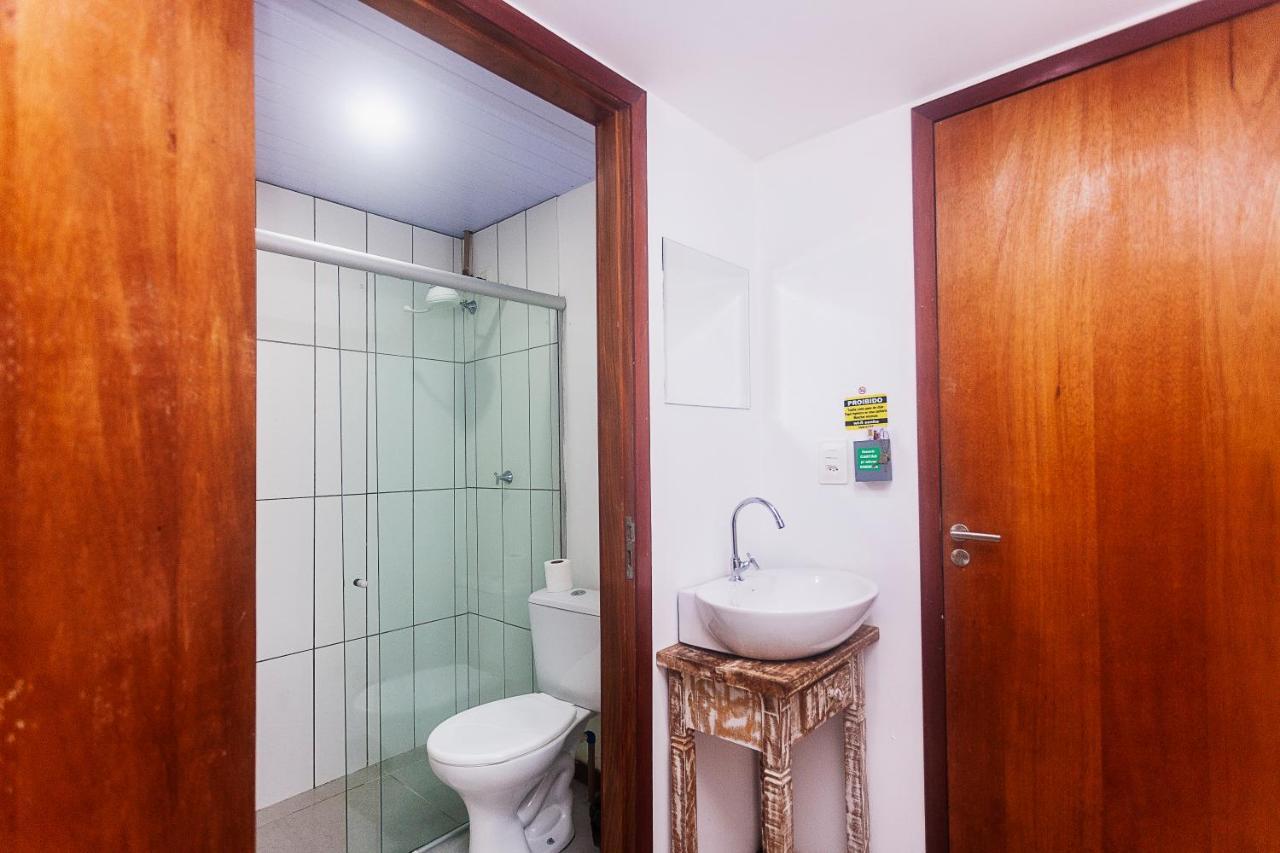 Economy Apart Natal Bagian luar foto