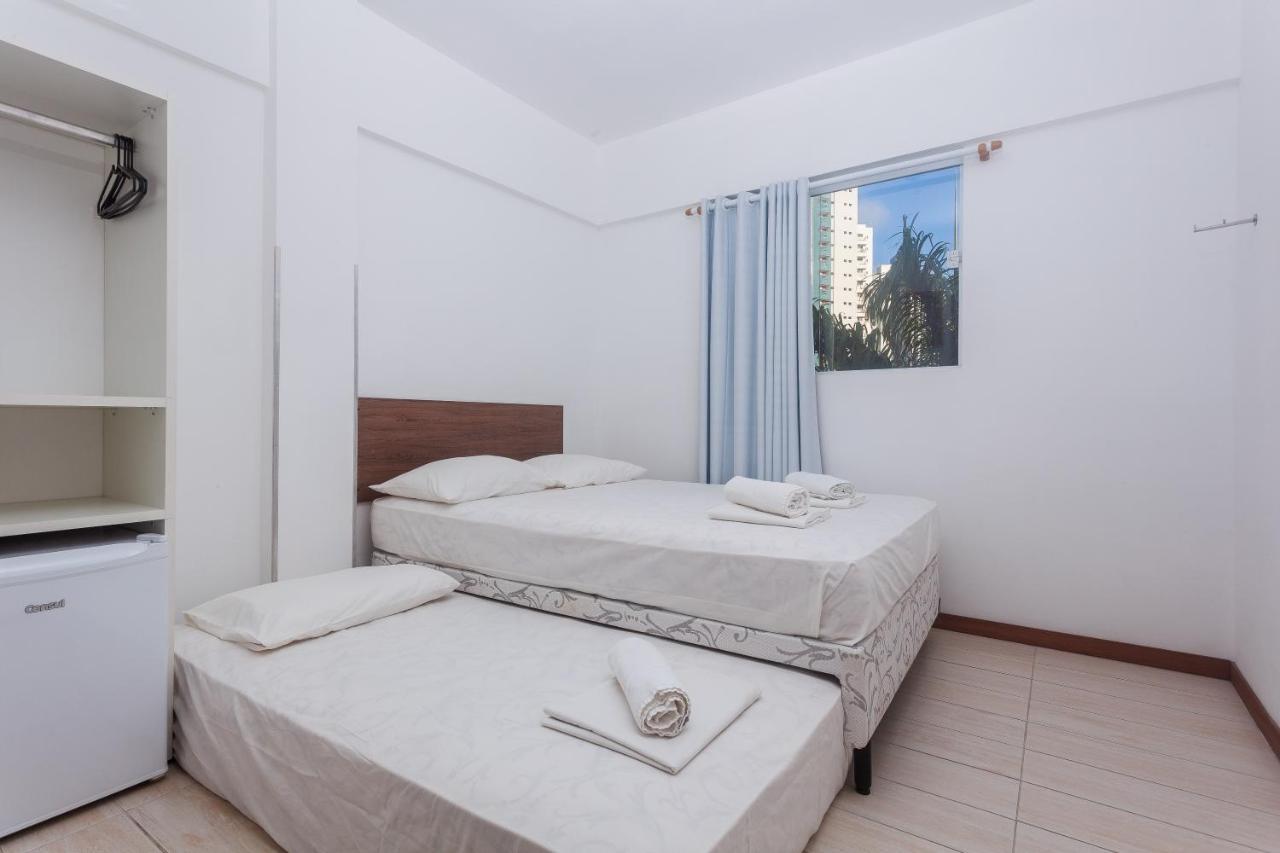 Economy Apart Natal Bagian luar foto