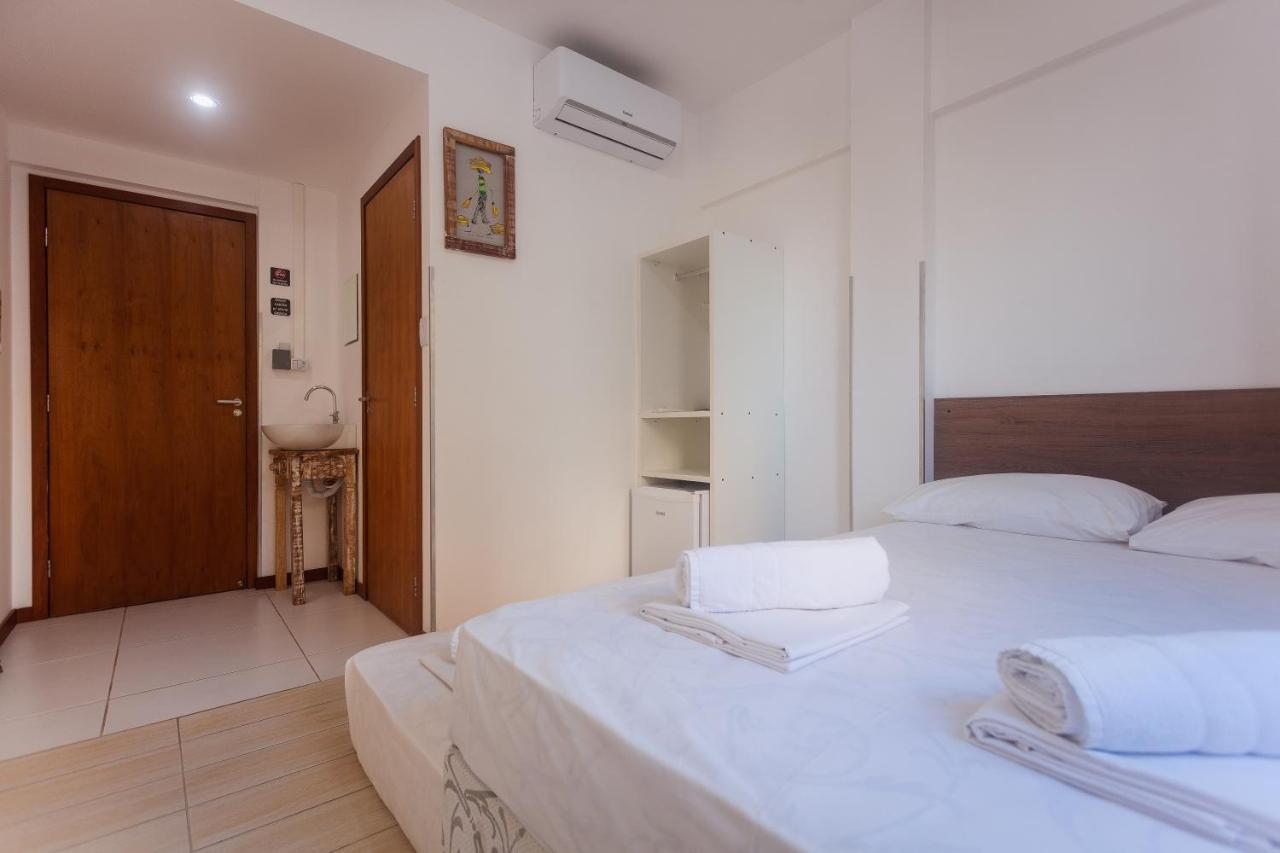 Economy Apart Natal Bagian luar foto